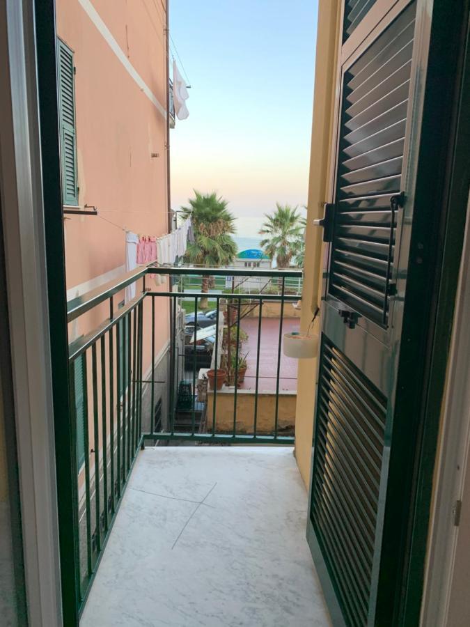 Casa Erika Fronte Mare Apartment Varazze Exterior photo